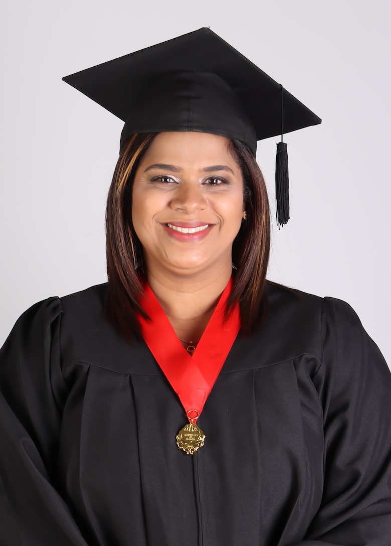 La Universidad de Panamá presenta a los graduados de su Facultad de Derecho y Ciencias Políticas