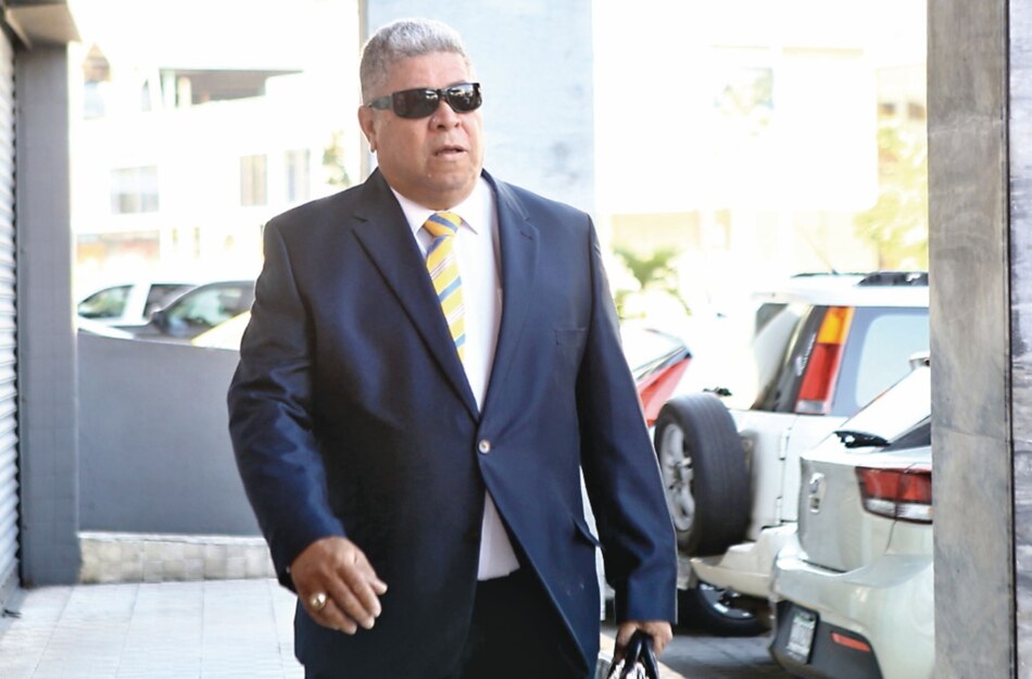 Juzgado confirma impedimento de salida del país a Franz Wever