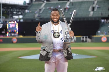 Guerrero Jr. vence a Arozarena en una final latina del Festival de Jonrones de la MLB