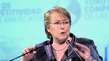 Corte chilena autoriza viajar a Estados Unidos a nuera de Bachelet investigada por corrupción