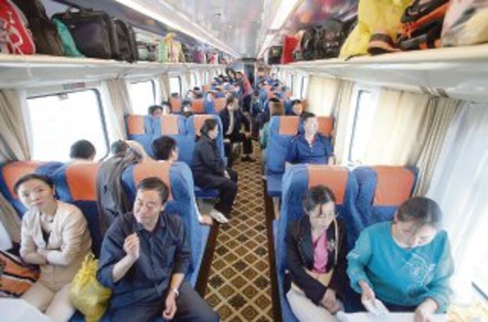 Extienden línea férrea al Tíbet