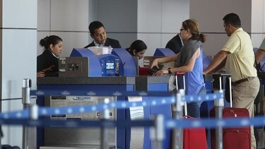 Desestiman denuncias a aerolíneas y lavanderías