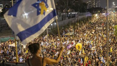 ‘Nos negamos a seguir sirviendo en esta guerra política de Netanyahu’: miles de personas protestan en Israel por el plan de ocupación de la ciudad de Gaza