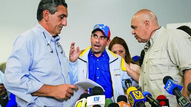 Nicolás Maduro reitera acusaciones contra Henrique Capriles