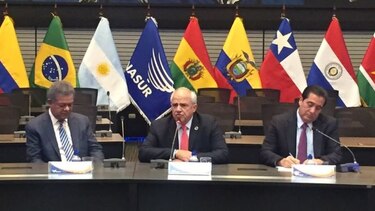 Unasur insiste en que el diálogo es la salida para Venezuela