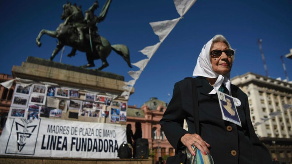 'Madres' reivindican 'ideales de desaparecidos' 40 años atrás en Argentina