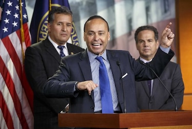 Demócratas están furiosos con el gobierno por deportaciones