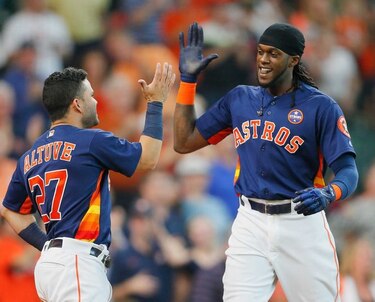 Astros barren a Mets