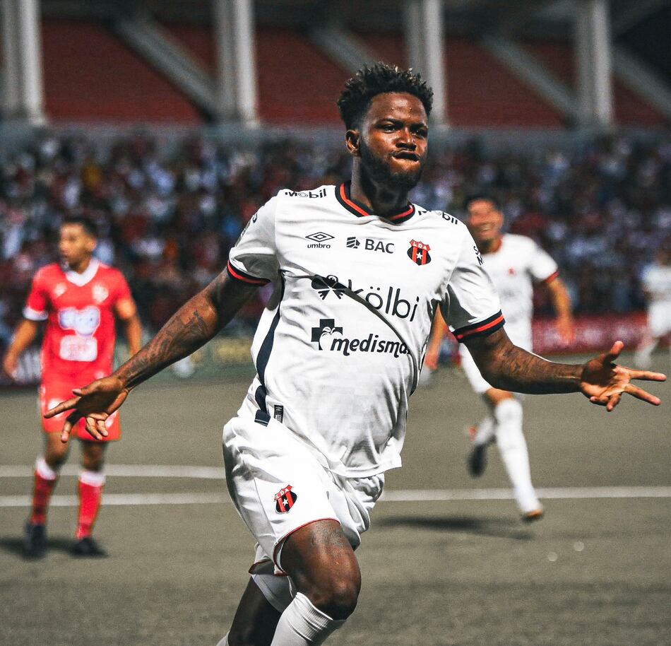 El panameño Freddy Góndola inicia una nueva etapa en su carrera futbolística 