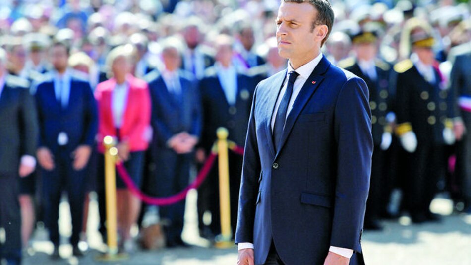 El partido de Macron obtiene una amplia mayoría en Francia