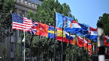 Por qué la cumbre de la OTAN en Países Bajos puede ser ‘la más importante desde el fin de la Guerra Fría’