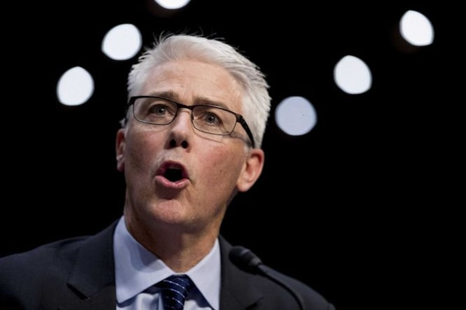 Facebook dice que duplicará personal para vigilar a extremistas