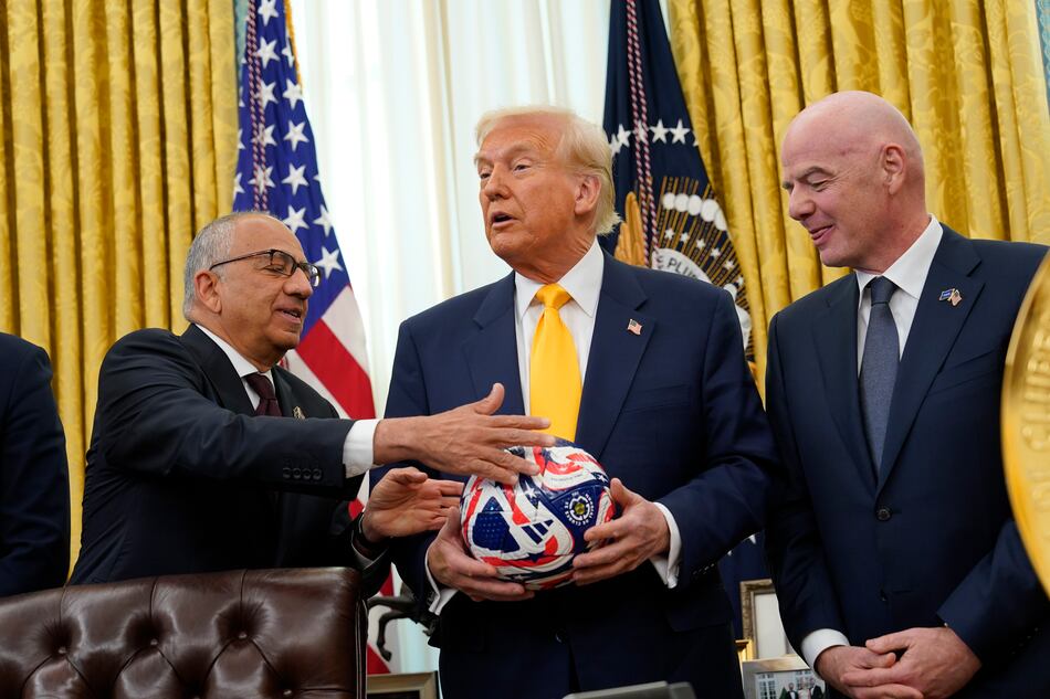 Infantino le dice a Trump que Estados Unidos puede ganar el Mundial de 2026
