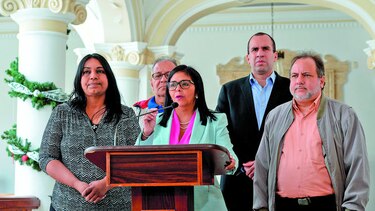 La ANC tramita liberación de unos 80 presos políticos