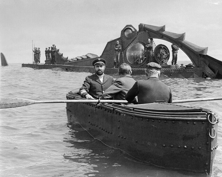 "Los millonarios de Silicon Valley tienen propuestas mesiánicas, pero no dejan de ser negocios que benefician solo al 1% de la humanidad"