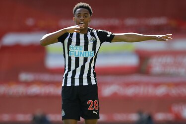 En último minuto Newcastle priva a Liverpool de entrar en ‘Champions’
