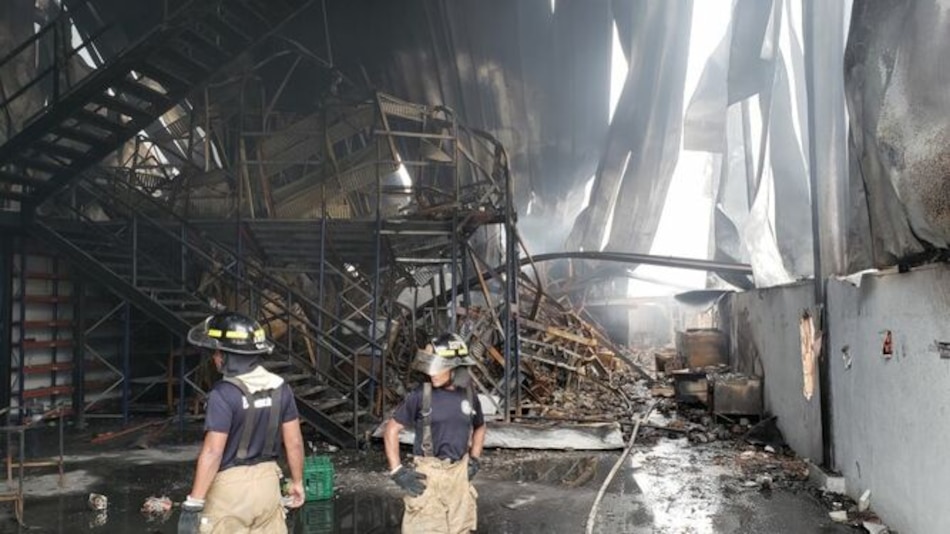 Extinguen incendio en galeras frente a hospital Irma Lourdes de Tzanetatos