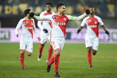 Falcao y Mónaco avanzan a semifinales en Copa de Francia