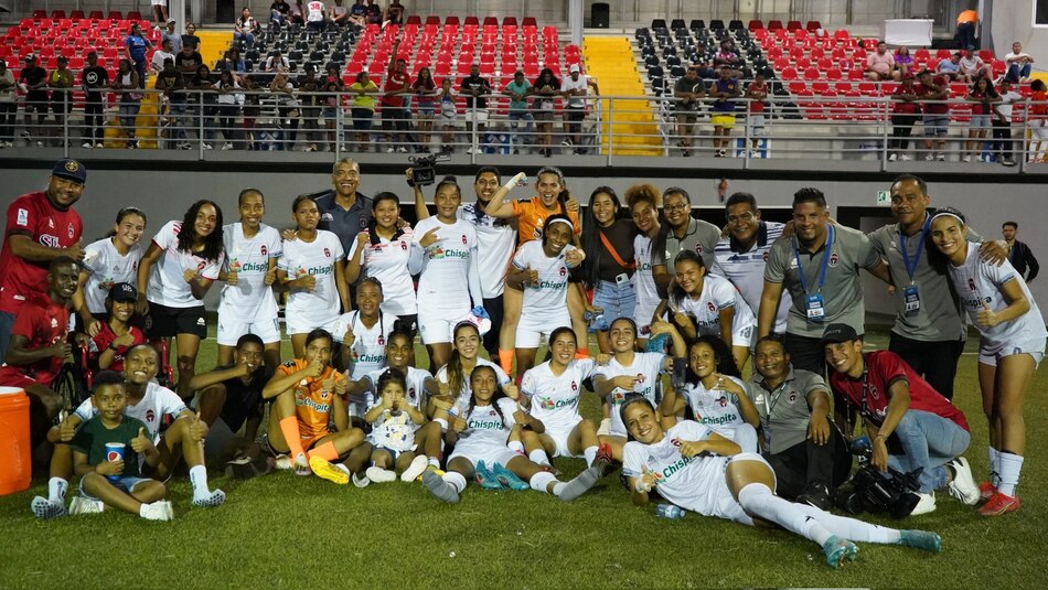 Sporting y Tauro se disputarán el campeonato de la LFF