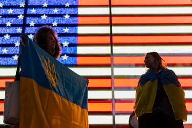 Rusia dice que Estados Unidos ‘está adoptando una posición mucho más equilibrada’ sobre la guerra en Ucrania