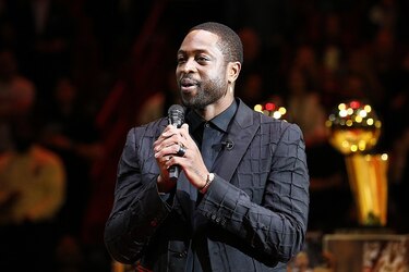 Miami Heat cuelga la camiseta de su leyenda Dwyane Wade
