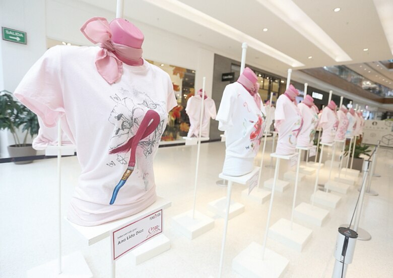 Las jóvenes también necesitan el autoexamen de mama