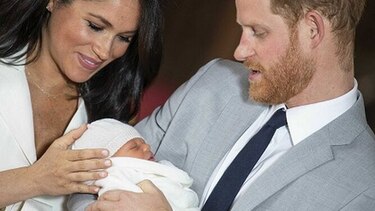 Enrique y Meghan presentan a su primogénito