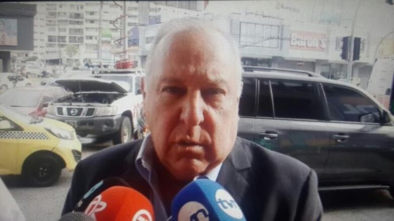 Alberto Vallarino rindió declaración por caso de marina en Amador