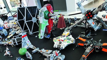 Exhibición y juegos con Lego