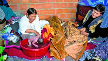 El valor de las parteras en Bolivia