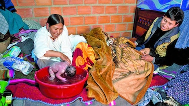 El valor de las parteras en Bolivia
