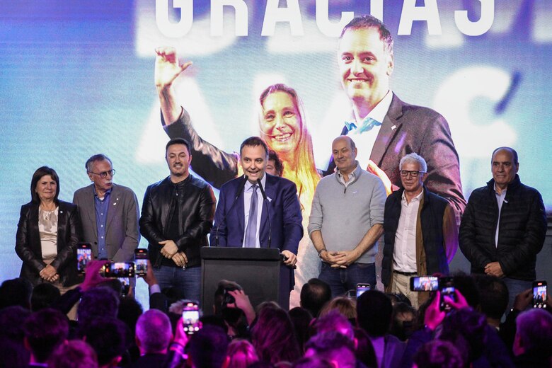 Milei logra un triunfo contundente en Buenos Aires y desplaza al macrismo