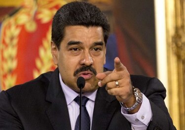 Deportan a ocho periodistas internacionales de Venezuela