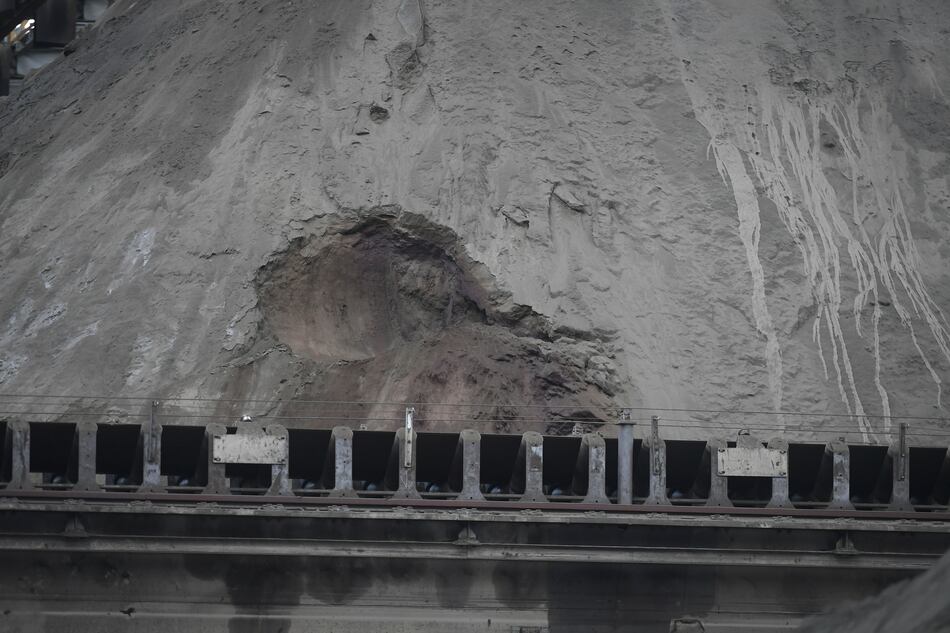 Ministro de Comercio es citado a la Asamblea para que explique proceso de cierre de la mina de Donoso