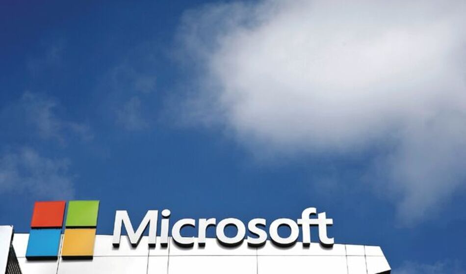 Oracle depone intereses y firma alianza con Microsoft
