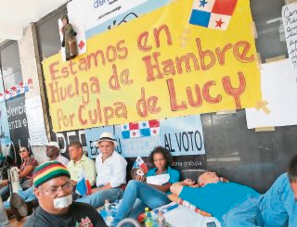 Docentes se declaran en huelga de hambre