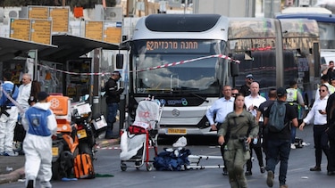 Un tiroteo en el norte de Jerusalén deja al menos 6 muertos según informa la policía de Israel