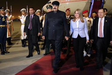 Maduro busca en China un impulso económico para Venezuela
