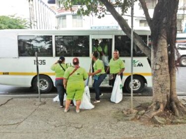 Personal de Aseo, en protesta política
