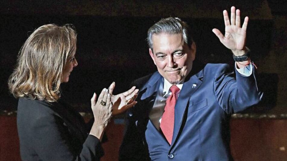 Laurentino Cortizo asume desde hoy las riendas del país