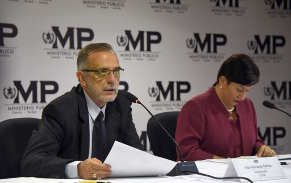 Fiscalía acusa a presidente de Guatemala de liderar mafia de defraudación fiscal