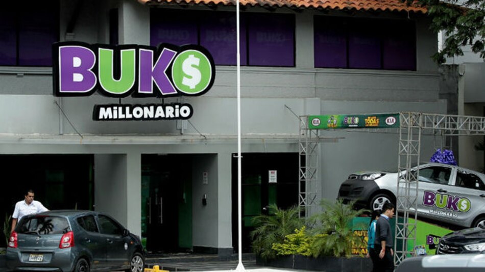 Fiscalía solicita plazo para seguir investigación a contrato de Buko Millonario