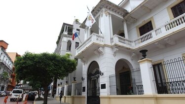 La mansión de la Puerta de Tierra