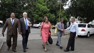 Suspenden audiencia contra Pérez y Garuz; se reanudará este martes