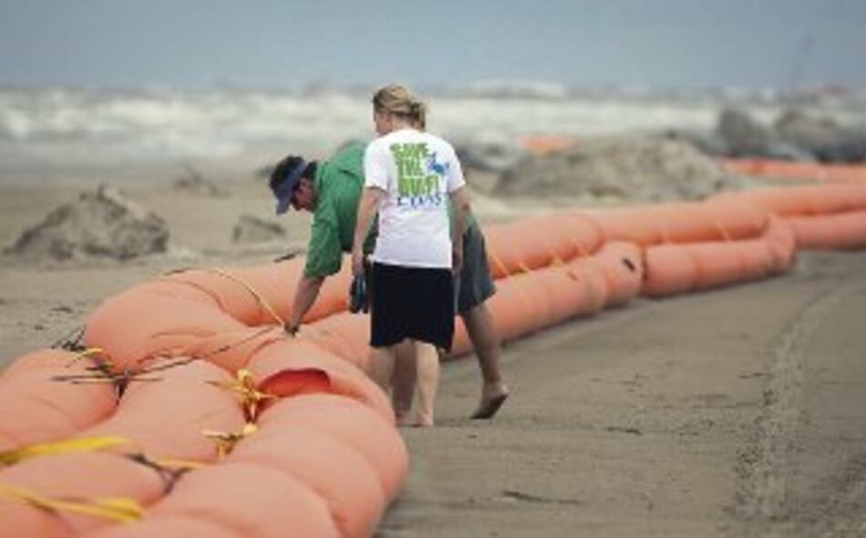 Retiran campana de contención en el golfo