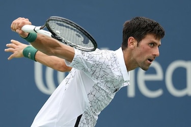 Djokovic y Stephens avanzan en Cincinnati; Zverev eliminado