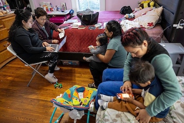 A qué se debe la ‘histórica’ caída del crecimiento de la población en Estados Unidos y qué consecuencias puede tener