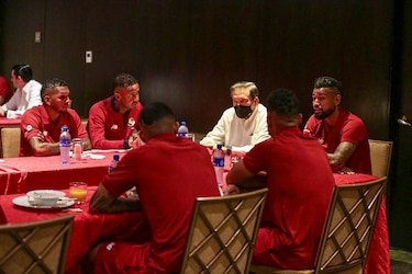 Cortizo se reúne con jugadores de la selección de Panamá, previo a su encuentro ante Canadá 