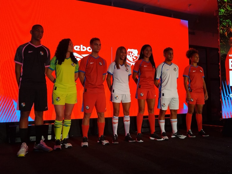 La selección de fútbol tiene su nueva camiseta