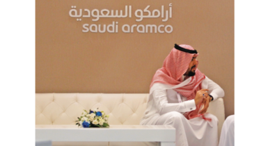 Petrolera saudí halla escollo para ir a bolsa